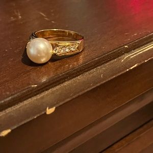 Pearl ring